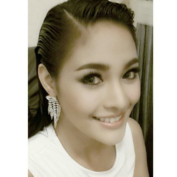 แฟชั่น ต่างหูสวย ๆ เก๋ ๆ ของเหล่าดารา