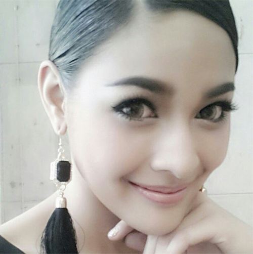 แฟชั่น ต่างหูสวย ๆ เก๋ ๆ ของเหล่าดารา