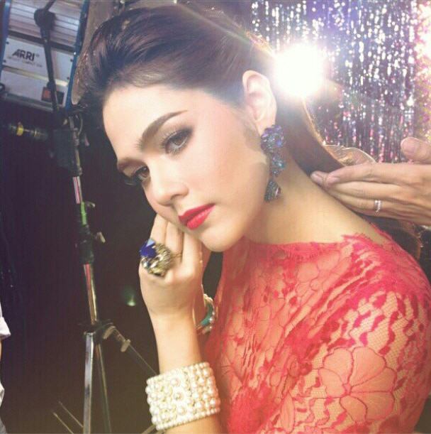 แฟชั่น ต่างหูสวย ๆ เก๋ ๆ ของเหล่าดารา