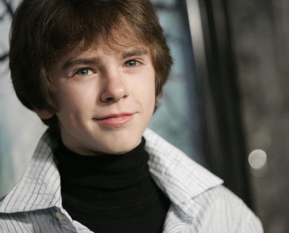 Freddie Highmore จากชาร์ลีกับโรงงานช็อกโกแลต