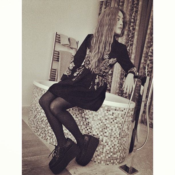 ดาราสาวเซอร์ๆกันหน่อยวันนี้ ^_^