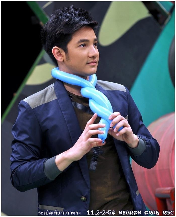 instagram @ron_patarapon (รอน ภัทรภณ)