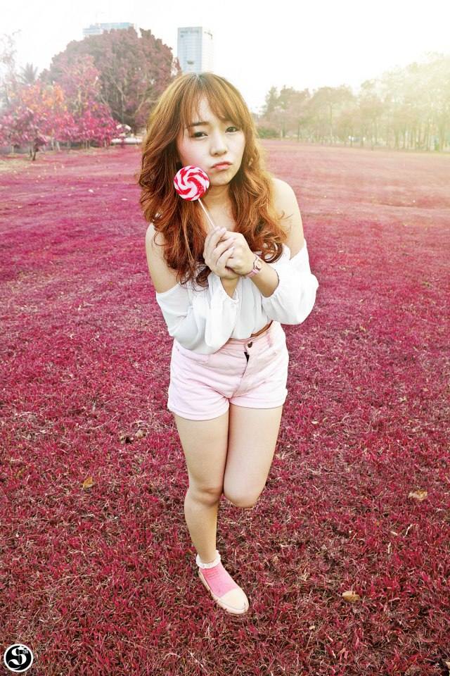 น่ารักปนเซ็กซี่ แบบฉบับเอมมี่ เดวา !