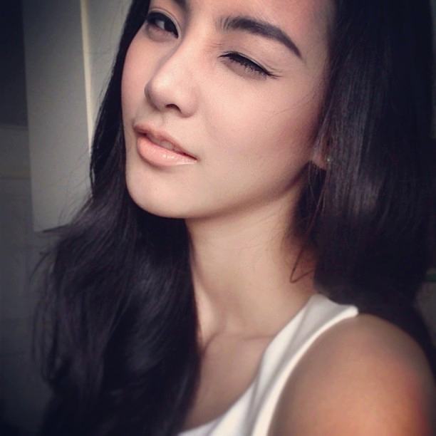 น้องมายด์ เชิญชวนสมัคร มิสยูนิเวิร์สไทยแลนด์ 2013