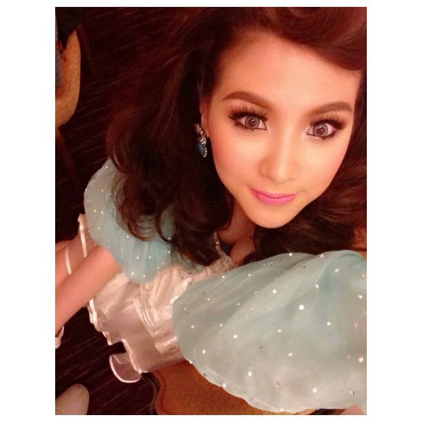 ใบเฟิร์น พิมพ์ชนก กับ มิน พีชญา ใครสวยกว่ากัน