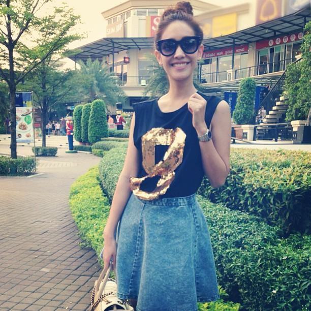 ใบเฟิร์น พิมพ์ชนก กับ มิน พีชญา ใครสวยกว่ากัน