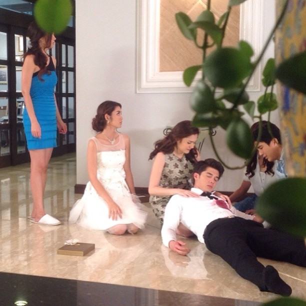 ลูกไม้หลากสี คืนนี้เสนอเป็นตอนจบ ห้ามพลาดน่ะ !!