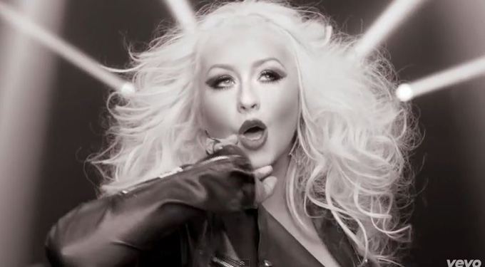 Pitbull และ Christina Aguilera กับชิงเกิ้ลใหม่