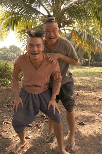 ใหม่ ดาวิกา - มาริโอ้ นำทีม แก๊งฟันดำ พร้อมจัดเต็มทรงผมยอดฮิต ใน พี่มาก พระโขนง