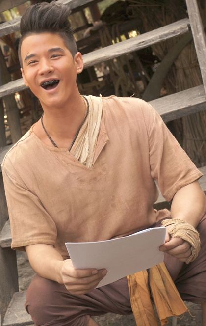 ใหม่ ดาวิกา - มาริโอ้ นำทีม แก๊งฟันดำ พร้อมจัดเต็มทรงผมยอดฮิต ใน พี่มาก พระโขนง