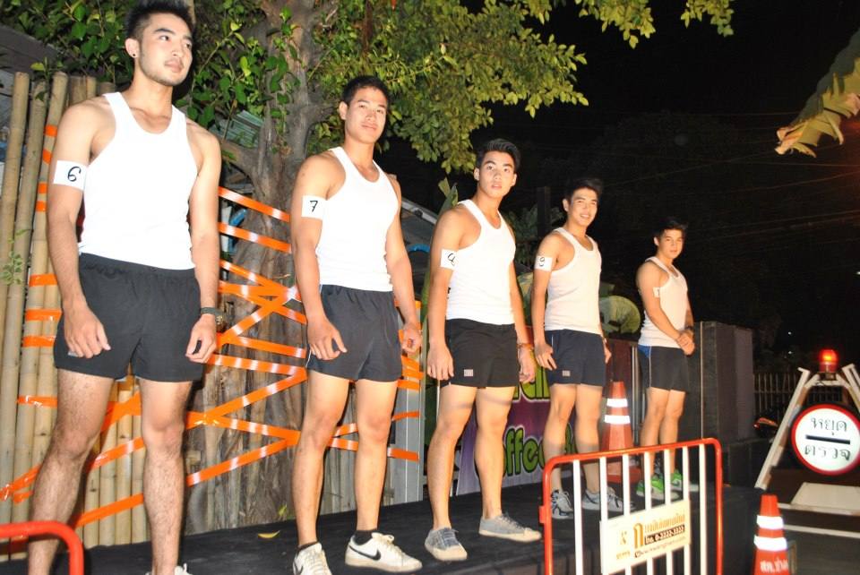 ชอบผู้ชายใส่ชุดกีฬาประกวดแบบนี้อะใครชอบบ้าง