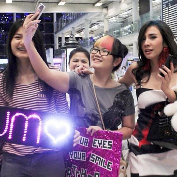 อั้ม พัชราภา@งานโตโยต้า สุราษฎร์ธานี