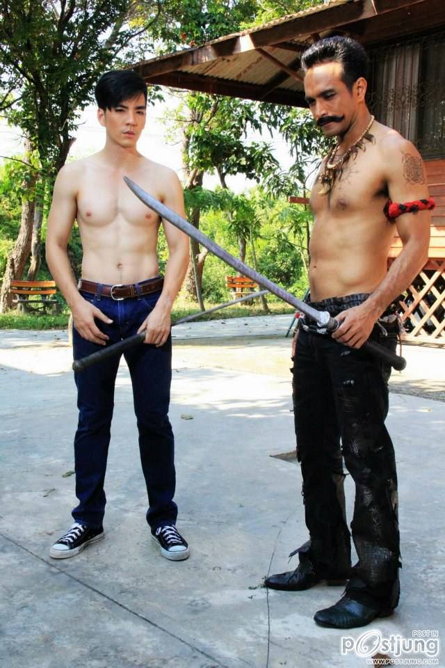 นิว- นม- ขาว น่าร๊อคๆ