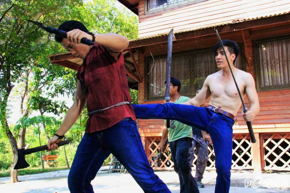 นิว- นม- ขาว น่าร๊อคๆ