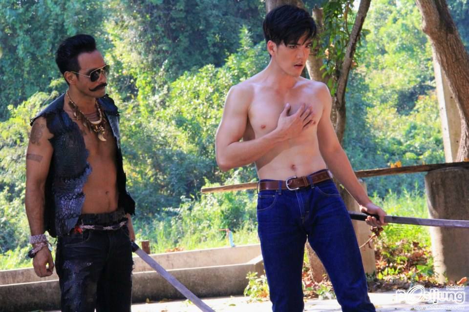 นิว- นม- ขาว น่าร๊อคๆ