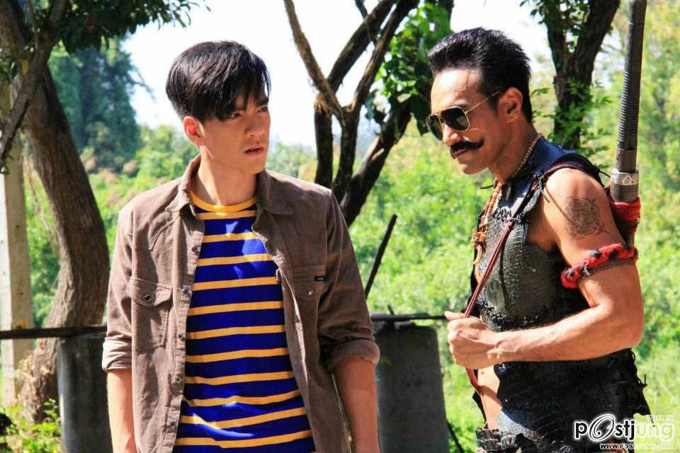 นิว- นม- ขาว น่าร๊อคๆ