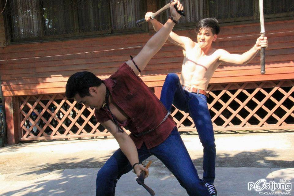 นิว- นม- ขาว น่าร๊อคๆ