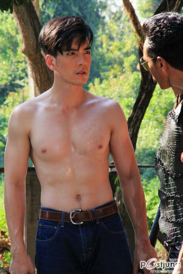 นิว- นม- ขาว น่าร๊อคๆ