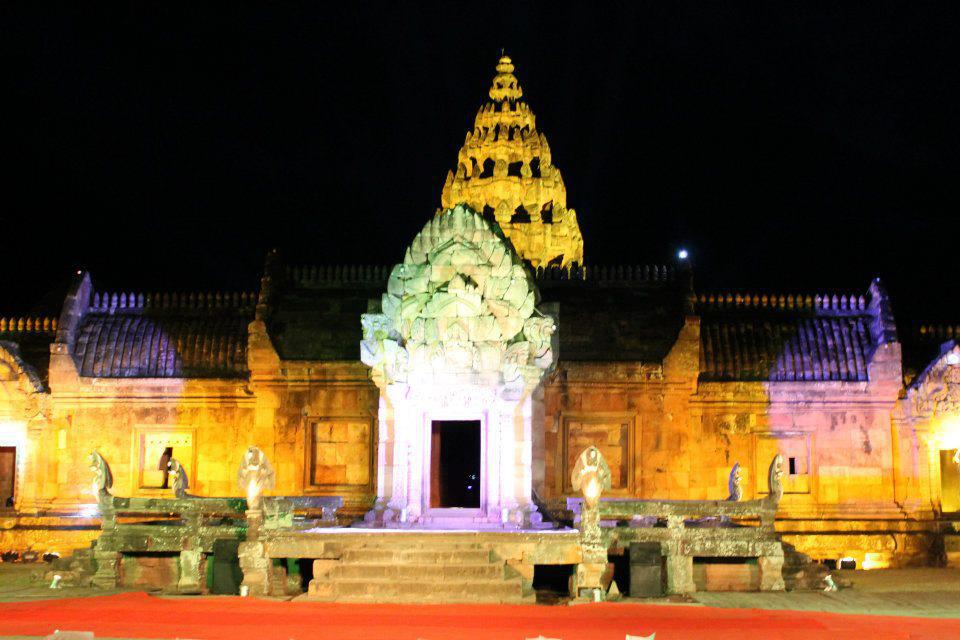 เมษานี้เตรียมตัวแพ็คกระเป๋ากันรึยังค๊ะ