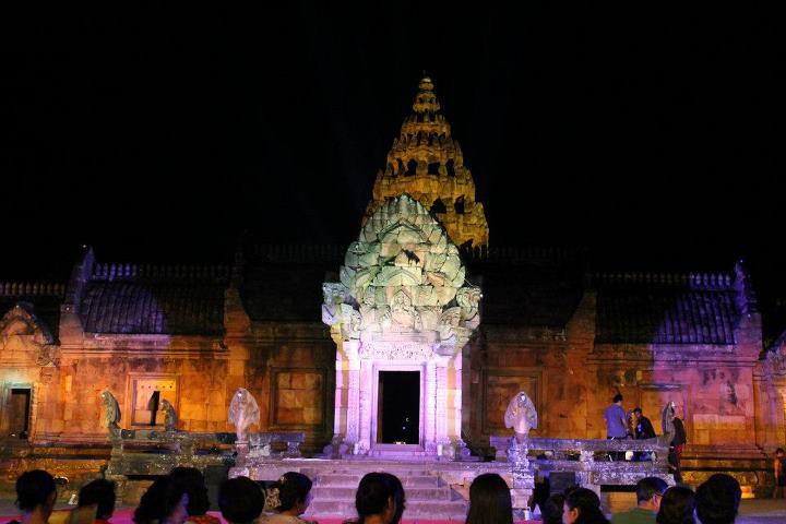 เมษานี้เตรียมตัวแพ็คกระเป๋ากันรึยังค๊ะ