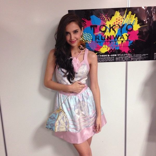 เก็บตก! แพนเค้ก - ซาร่า - มุก เดินแบบงานโตเกียว รันเวย์ 2013