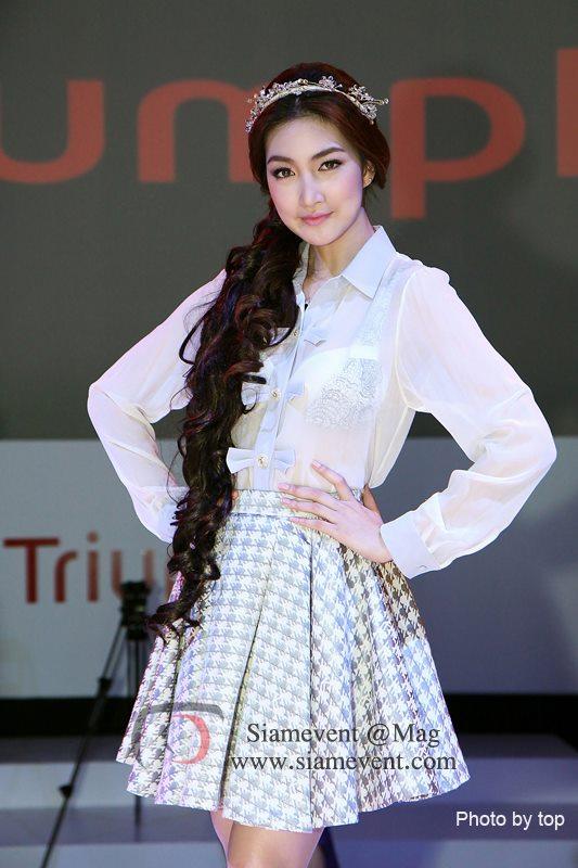 "แพนเค้ก-เขมนิจ" Triumph "MAKE WAVE Inspiring Resort Trend 2013"