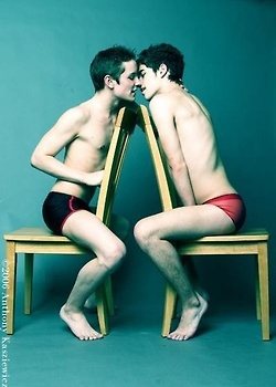 ฝันถึงหนุ่มหล่อ