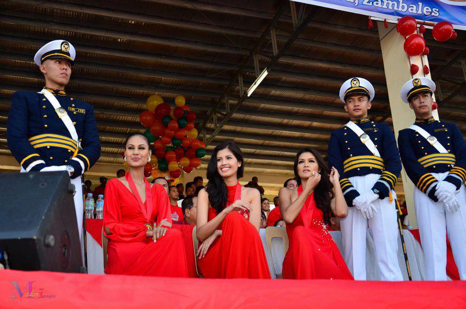 3 สาวปินส์ ดีกรีรองนางงามจักรวาล