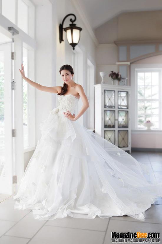 แพนเค้ก เขมนิจ ชุดเริ่ด หน้าเป๊ะ