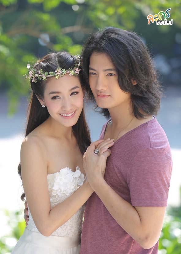 "ซินเดอเรลล่ารองเท้าแตะ"