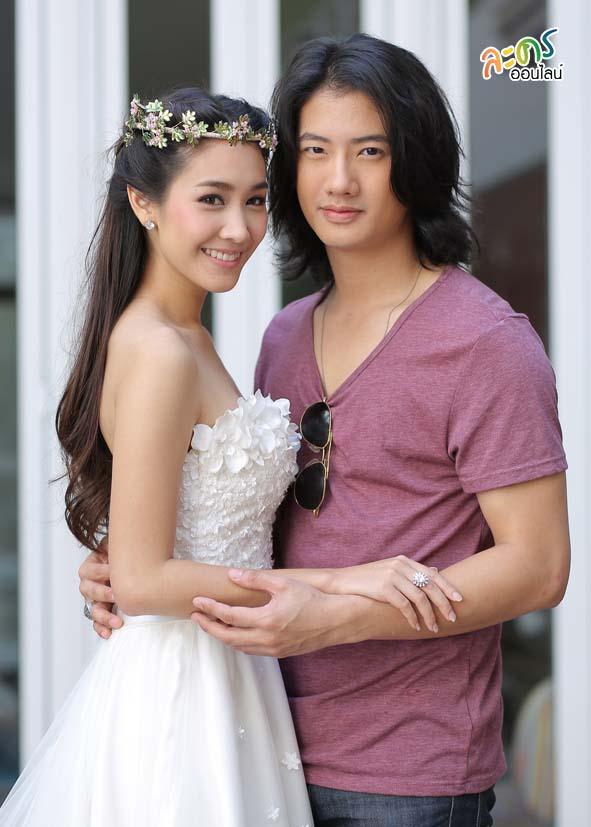 "ซินเดอเรลล่ารองเท้าแตะ"