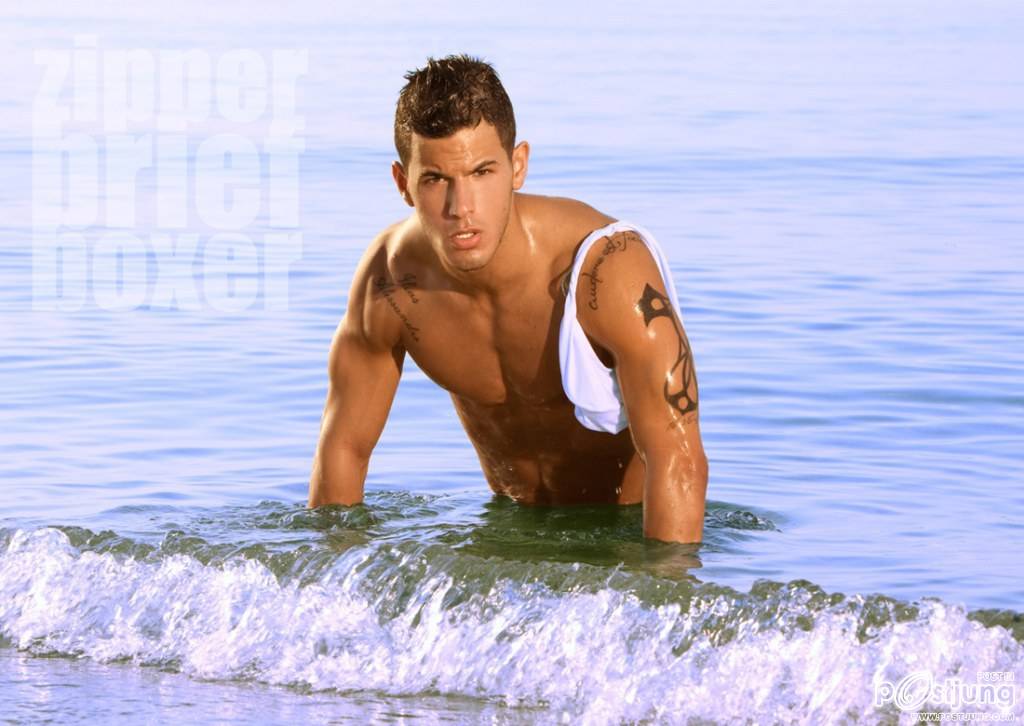 Modus Vivendi : Swimwear 2013 : HQ images