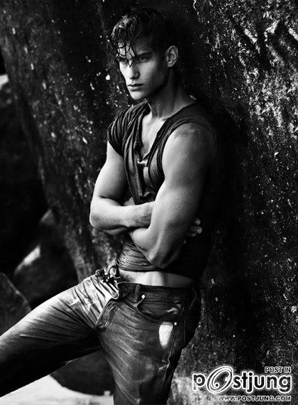 Kaylan Morgan by Giampaolo Sgura