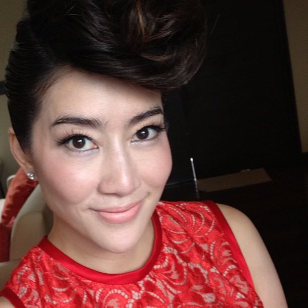 มา@สแกนผิวหน้าดารา@ที่คุณชื่นชอบกันคะว่าใครยังชนะอายุกันบ้าง