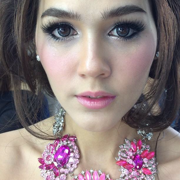 มา@สแกนผิวหน้าดารา@ที่คุณชื่นชอบกันคะว่าใครยังชนะอายุกันบ้าง