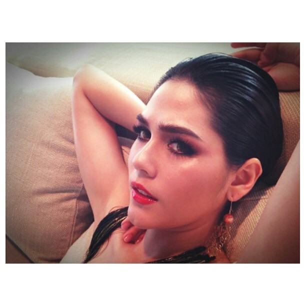 ชมพู่ ผู้หญิงผู้ทรงอิทธิพลด้านแฟชั่น อันดับ1ของเมืองไทย