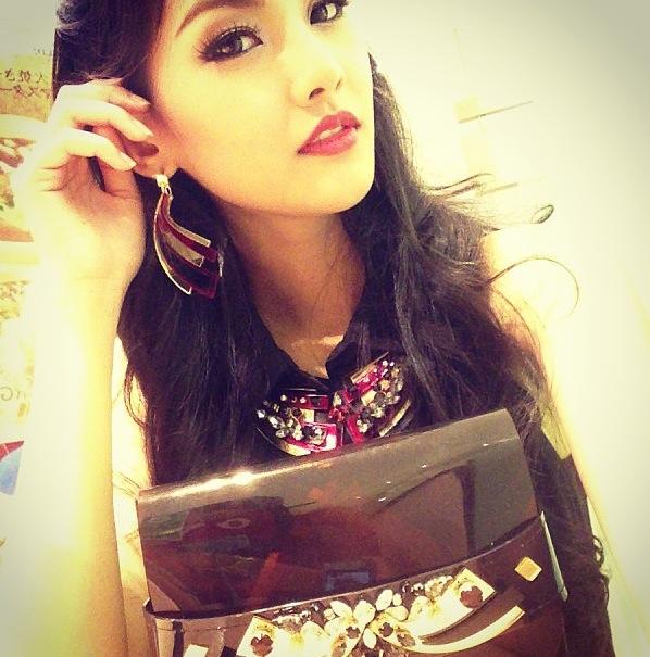 (ภาพใหม่) มายด์ วรัทยา (นางเอกใหม่ของคุณแดง)