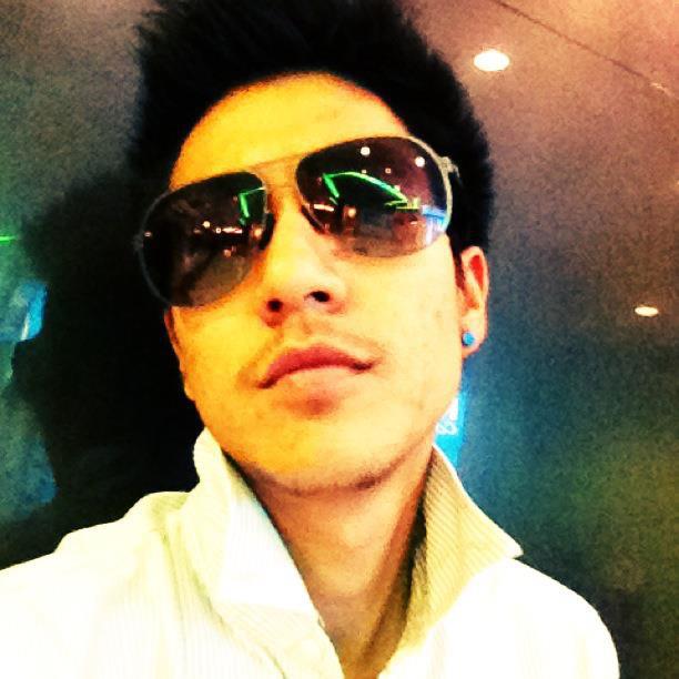 จิมมี่ "ผู้ชายข้ามเพศ" หรือ "ทอมหล่อ" ที่กำลังโด่งดังในตอนนี้