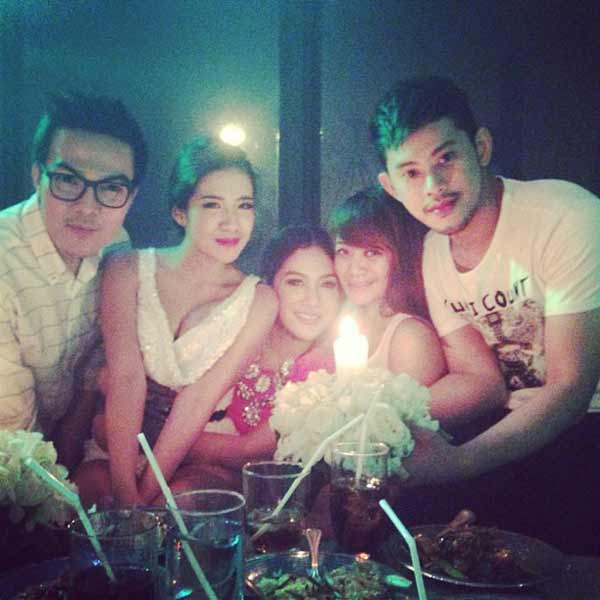 ใบเตย อาร์สยาม จัดปาร์ตี้วันเกิด แซ่บเวอร์