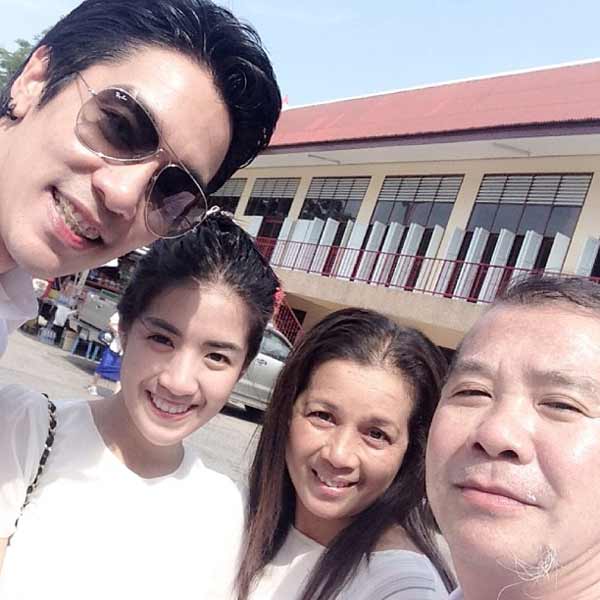 ใบเตย อาร์สยาม จัดปาร์ตี้วันเกิด แซ่บเวอร์