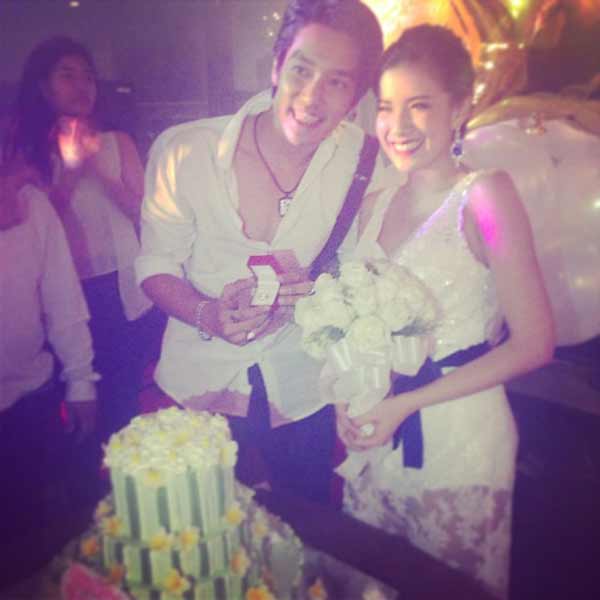 ใบเตย อาร์สยาม จัดปาร์ตี้วันเกิด แซ่บเวอร์