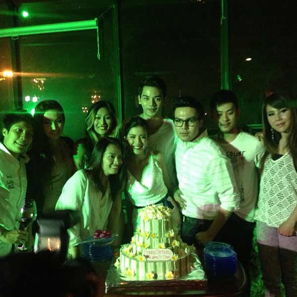 ใบเตย อาร์สยาม จัดปาร์ตี้วันเกิด แซ่บเวอร์