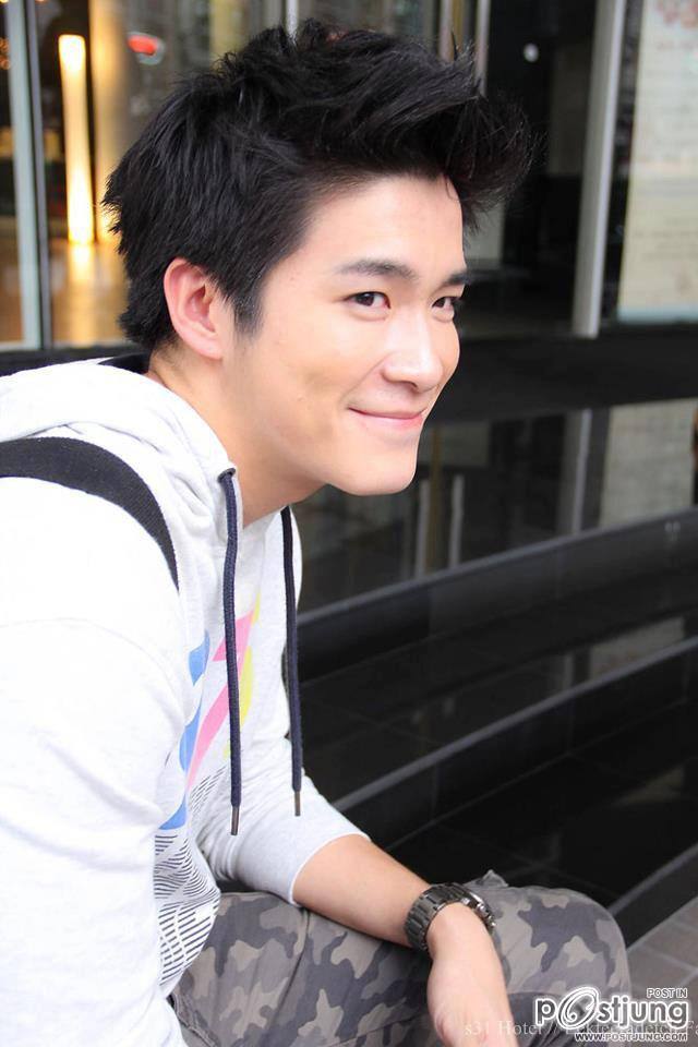 อาเล็ก  ธีรเดช เมื่อนก่อนเฉยๆ แต่ตอนนี้หลงเลย