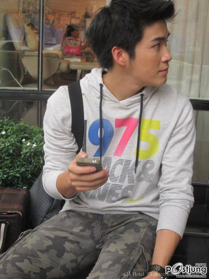 อาเล็ก  ธีรเดช เมื่อนก่อนเฉยๆ แต่ตอนนี้หลงเลย