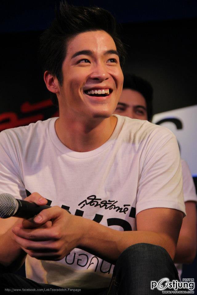 อาเล็ก  ธีรเดช รอยยิ้มทุกกริยาบทน่ารักๆ