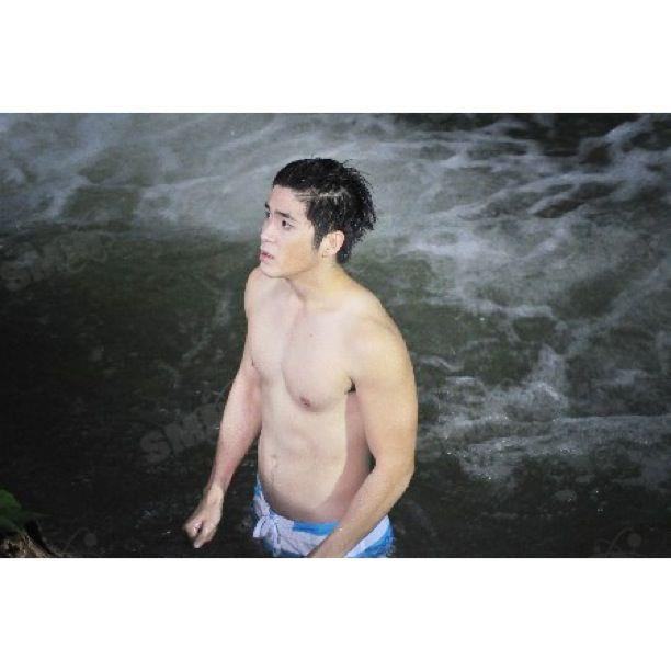 อาเล็ก  ธีรเดช รอยยิ้มทุกกริยาบทน่ารักๆ