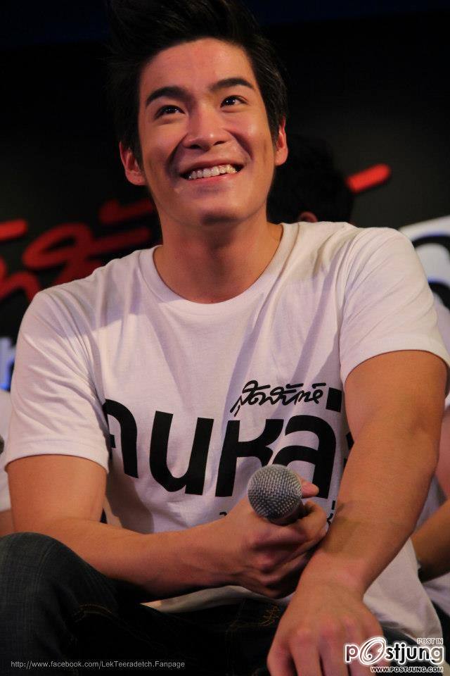 อาเล็ก  ธีรเดช รอยยิ้มทุกกริยาบทน่ารักๆ