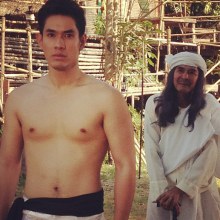 อ๋อม อรรคพันธ์ ฝึกวิทยายุทธในละคร  วันนี้ที่รอคอย 