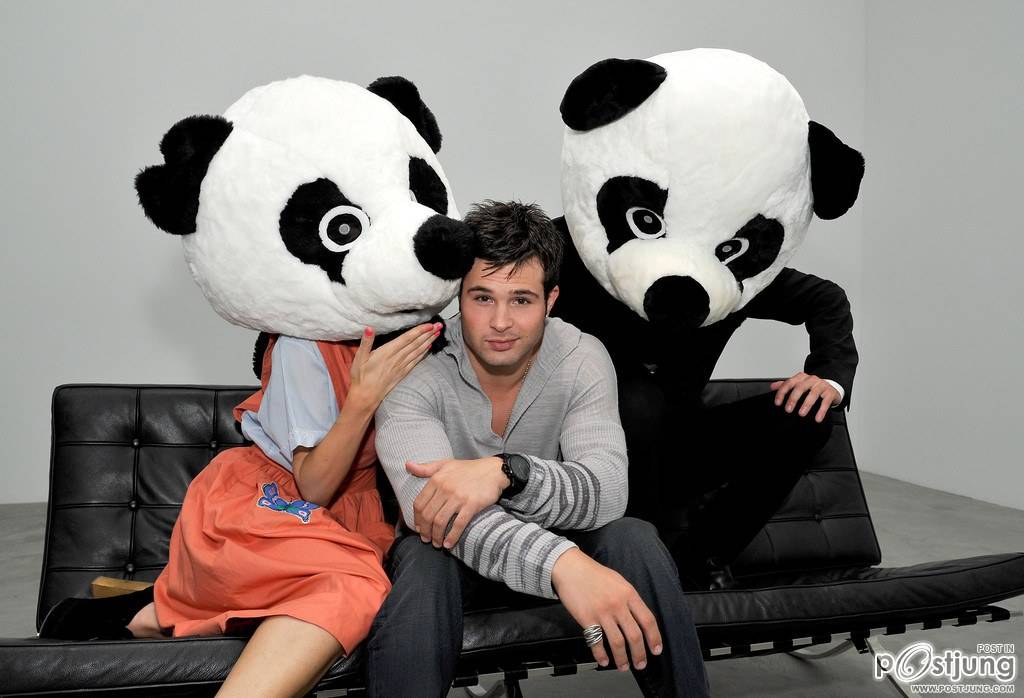 cody longoอกแน่นๆ