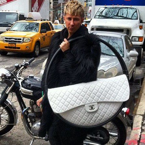 กระเป๋าถือ**ราคาแสนแพง** ที่กำลังฮิตกันทั่วบ้านทั่วเมือง